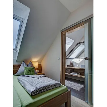 Adlerhorst - Schwalbenhof Farm Apartment